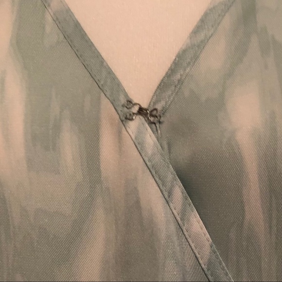 NWOT Mint green and white wrap top. - Picture 8 of 8